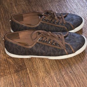 Michael Kors Flats. Bought as gift. Barely used!!!